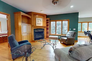 2449 Sand Trap Ln SE, Rochester, MN 55904 - Photo 4