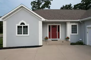 2449 Sand Trap Ln SE, Rochester, MN 55904 - Photo 2