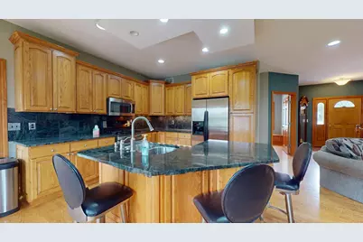 2449 Sand Trap Lane SE, Rochester, MN 55904 - Photo 10