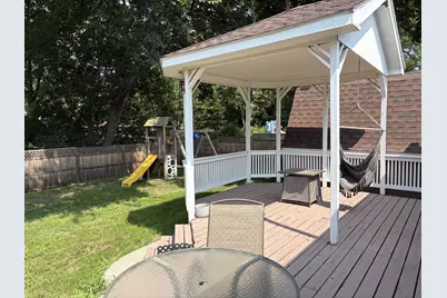 1519 Central Park Street, Red Wing, MN 55066 - Photo 2