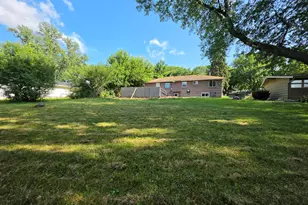 1306 Woodhill Rd, Burnsville, MN 55337 - Photo 28