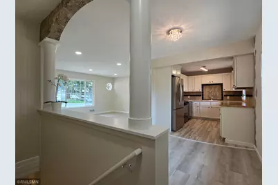 1306 Woodhill Road, Burnsville, MN 55337 - Photo 10