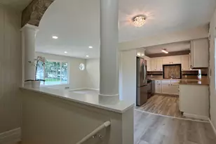 1306 Woodhill Rd, Burnsville, MN 55337 - Photo 10