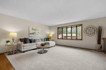 17160 Hershey Court, Lakeville, MN 55044 - Photo 2