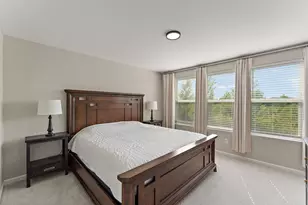 11255 Crestbury Dr, Woodbury, MN 55129 - Photo 14