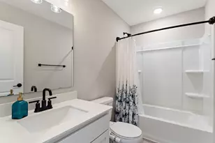 11255 Crestbury Dr, Woodbury, MN 55129 - Photo 18