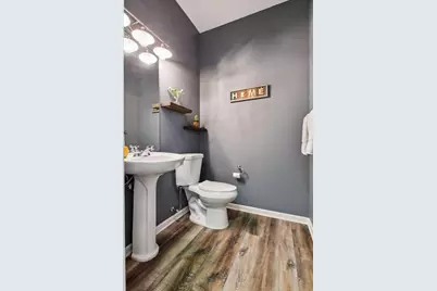 580 N 2nd Street #104, Minneapolis, MN 55401 - Photo 10