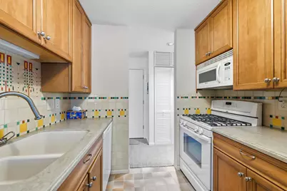 3033 E Bde Maka Ska Parkway #301, Minneapolis, MN 55408 - Photo 8