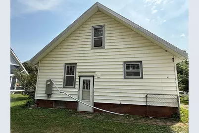 305 1st Avenue NE, Dodge Center, MN 55927 - Photo 2