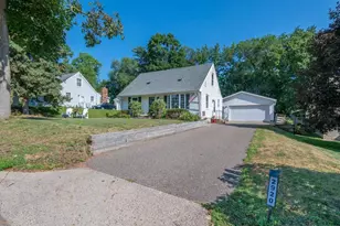 2920 W 71 1/2 St, Richfield, MN 55423 - Photo 22