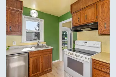 2920 W 71 1/2 Street, Richfield, MN 55423 - Photo 10