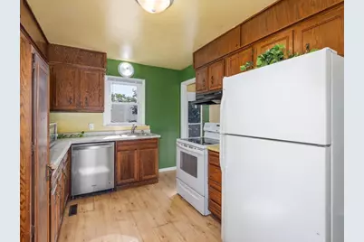 2920 W 71 1/2 Street, Richfield, MN 55423 - Photo 6