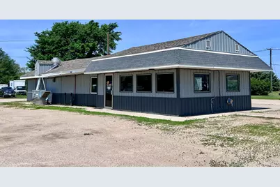 831 N Munsterman Street, Appleton, MN 56208 - Photo 2
