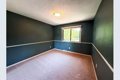 13802 Holyoke Path, Apple Valley, MN 55124 - Photo 8