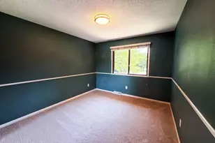 13802 Holyoke Path, Apple Valley, MN 55124 - Photo 8