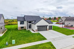 622 7th Ave NE, Byron, MN 55920 - Photo 2