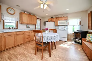 37000 Krage Dr, Winona, MN 55987 - Photo 4