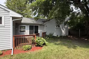 3 Fareway Dr, Northfield, MN 55057 - Photo 4
