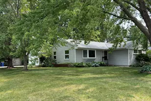 3 Fareway Dr, Northfield, MN 55057 - Photo 6