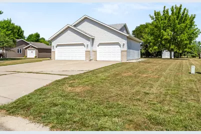507 Nicole Lane, Dilworth, MN 56529 - Photo 2