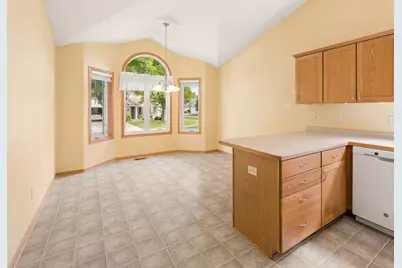 12554 Thrush Street NW, Coon Rapids, MN 55448 - Photo 6