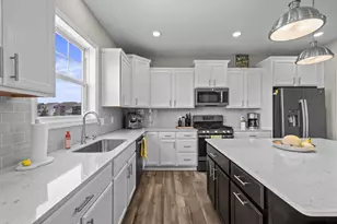 19334 Annabelle Ln, Corcoran, MN 55340 - Photo 24