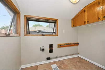2011 Missouri Avenue, Superior, WI 54880 - Photo 10