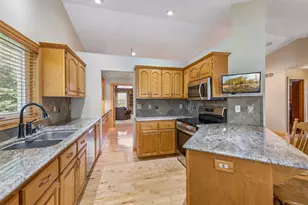 705 Leon St, Jordan, MN 55352 - Photo 16