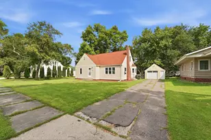 308 Colfax Ave NW, Renville, MN 56284 - Photo 1