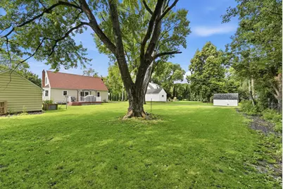 308 Colfax Avenue NW, Renville, MN 56284 - Photo 10