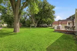 308 Colfax Ave NW, Renville, MN 56284 - Photo 12