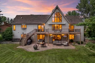 3640 Lakeview Ct NE, Rochester, MN 55906 - Photo 2