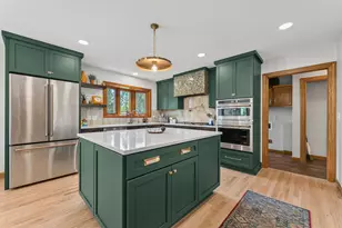 3640 Lakeview Ct NE, Rochester, MN 55906 - Photo 8