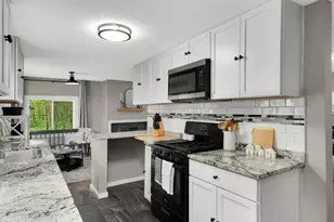 16570 22nd St S, Saint Mary's Point, MN 55043 - Photo 4