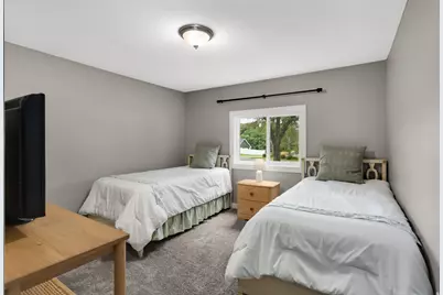 16570 22nd Street S, Saint Mary's Point, MN 55043 - Photo 14