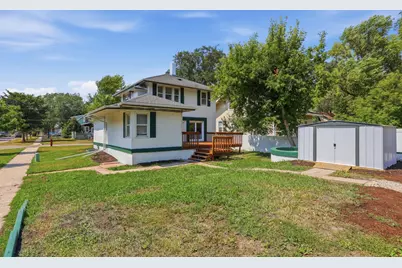 901 College Street N, Fargo, ND 58102 - Photo 28