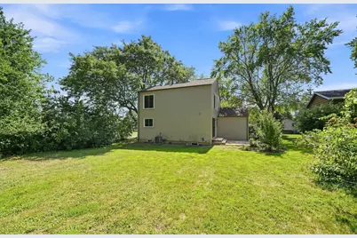 8687 Ridgewind Road, Eden Prairie, MN 55344 - Photo 18