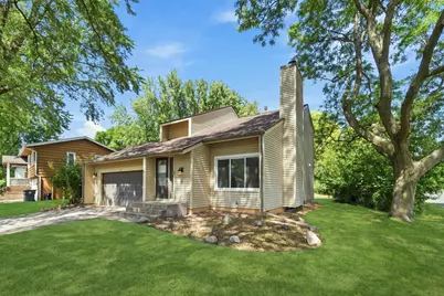 8687 Ridgewind Road, Eden Prairie, MN 55344 - Photo 2