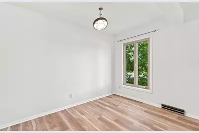 8687 Ridgewind Road, Eden Prairie, MN 55344 - Photo 6