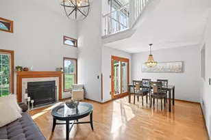 14307 Bedford Dr, Eden Prairie, MN 55346 - Photo 8