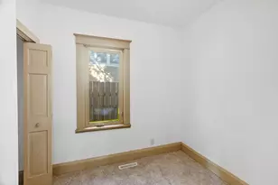 1035 Magnolia Ave E, Saint Paul, MN 55106 - Photo 16