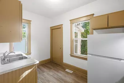 1035 Magnolia Avenue E, Saint Paul, MN 55106 - Photo 18