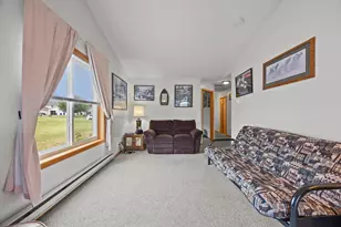 137 Belmont St, Osceola, WI 54020 - Photo 8