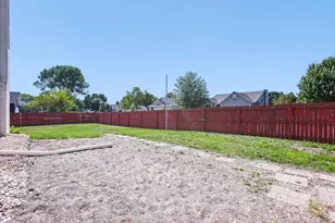 3597 Gershwin Ct N, Oakdale, MN 55128 - Photo 28
