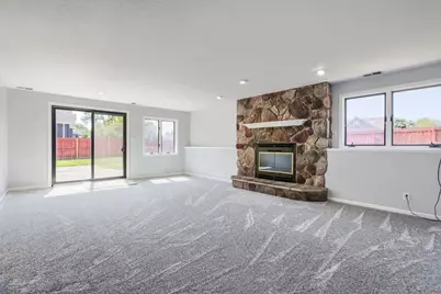 3597 Gershwin Court N, Oakdale, MN 55128 - Photo 8