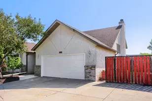 3597 Gershwin Ct N, Oakdale, MN 55128 - Photo 1