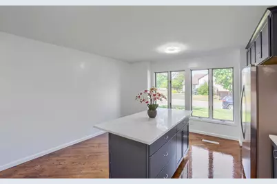3597 Gershwin Court N, Oakdale, MN 55128 - Photo 12