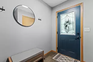 2736 Rose Dr SE, Rochester, MN 55904 - Photo 2