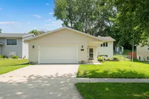 2736 Rose Dr SE, Rochester, MN 55904 - Photo 34