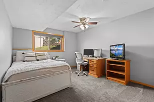 2736 Rose Dr SE, Rochester, MN 55904 - Photo 18